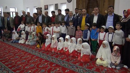 KUR´AN-I KERİME GEÇEN MİNİK ÖĞRENCİLER BÜYÜLEDİ