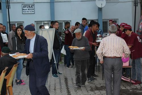 BULANIK´TA İFTAR ÇADIRI KURULDU